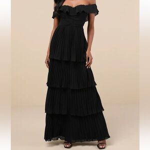 Lulus Always Remarkable Black Pleated Off-the-Shoulder Maxi Dress Size M
